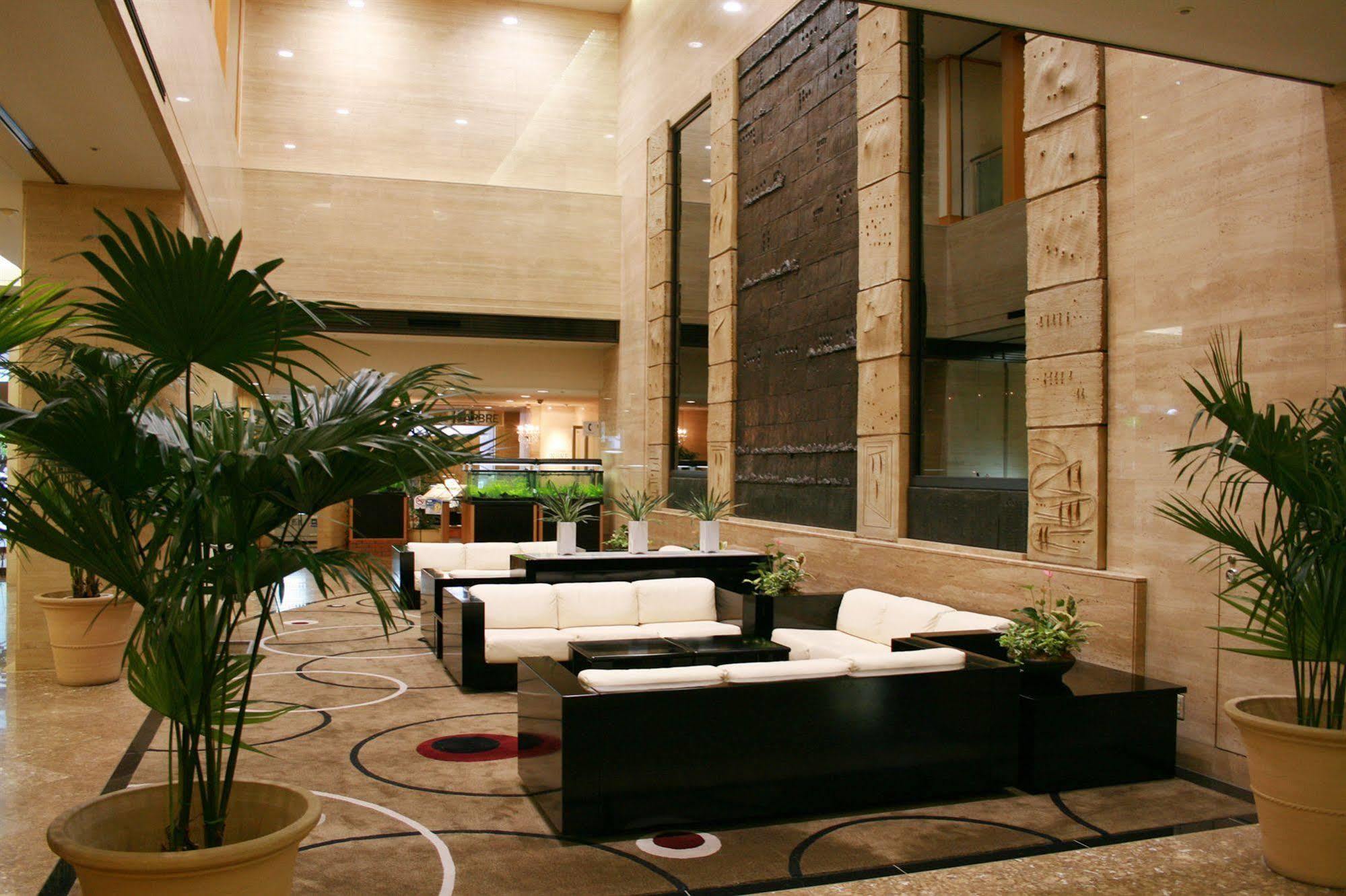 Hotel Nagoya Garden Palace Exterior foto